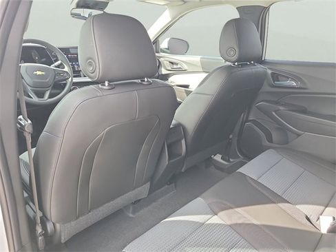 New 2026 Chevrolet Trax LT image 15