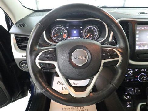 Used 2015 Jeep Cherokee Limited AWD/4WD image 20