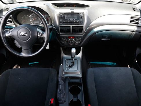 Used 2011 Subaru Impreza 2.5i Premium w/ PWR Moonroof Value Pkg AWD/4WD image 2