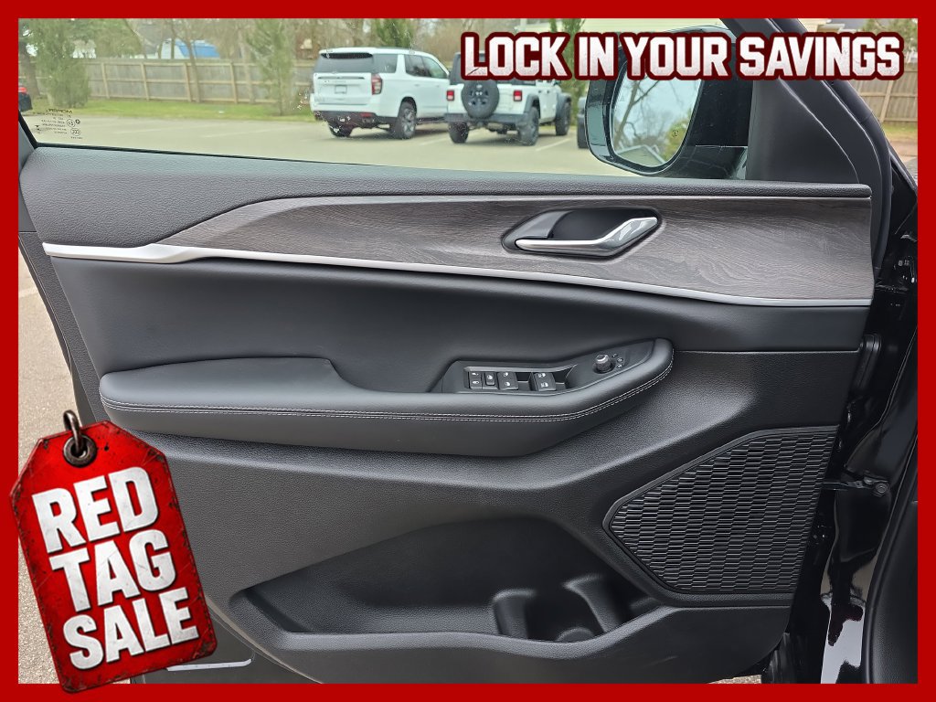 New 2026 Jeep Grand Cherokee Altitude AWD/4WD image 30