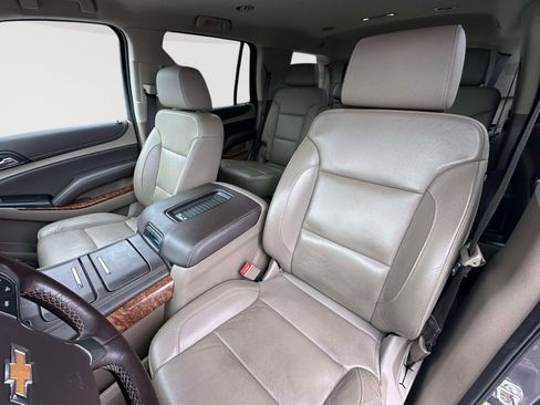 Used 2020 Chevrolet Tahoe Premier image 23