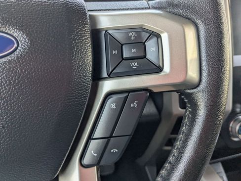 Used 2020 Ford F150 Lariat w/ Equipment Group 502A Luxury AWD/4WD image 19