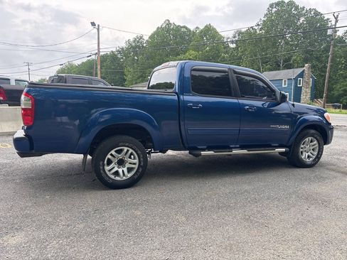 Used 2005 Toyota Tundra Limited w/ All Weather Guard Pkg AWD/4WD image 11
