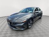 Certified 2024 Hyundai Elantra SEL w/ Convenience Package image 4
