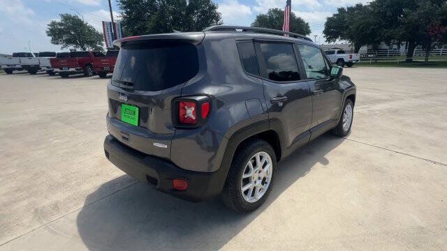 Used 2021 Jeep Renegade Latitude FWD image 8