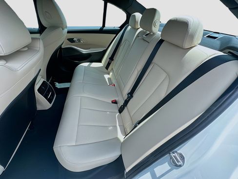 New 2025 BMW 330i Sedan image 21
