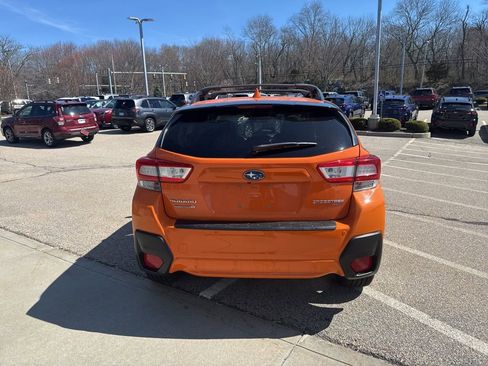 Used 2019 Subaru Crosstrek 2.0i Limited w/ Moonroof Package w/Navigation image 8