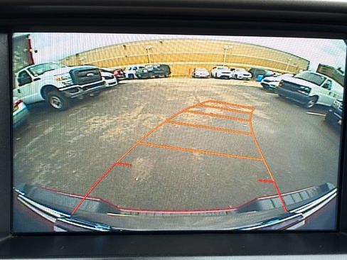 Used 2017 Chevrolet Colorado Z71 image 36