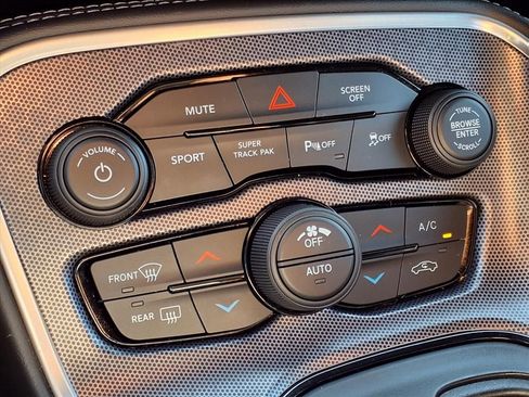 Used 2017 Dodge Challenger T/A image 9