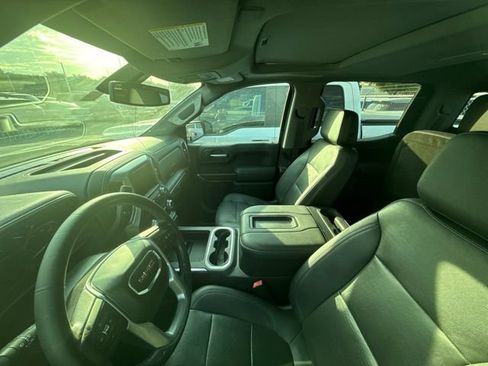 Used 2022 GMC Sierra 1500 SLT AWD/4WD image 13