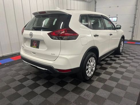 Used 2019 Nissan Rogue S AWD/4WD image 2