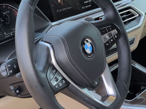 Certified 2022 BMW X5 sDrive40i image 18