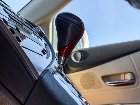 Used 2010 Lexus RX 350 2WD image 22