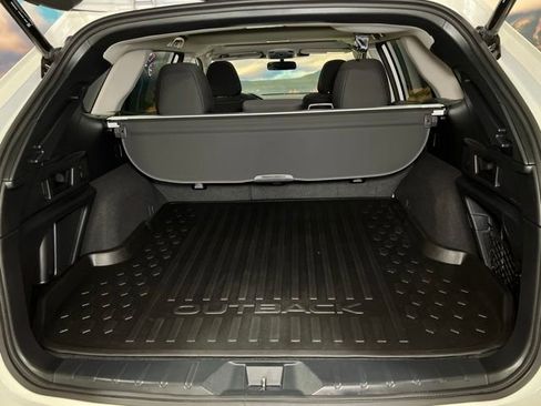 Used 2025 Subaru Outback Premium AWD/4WD image 58