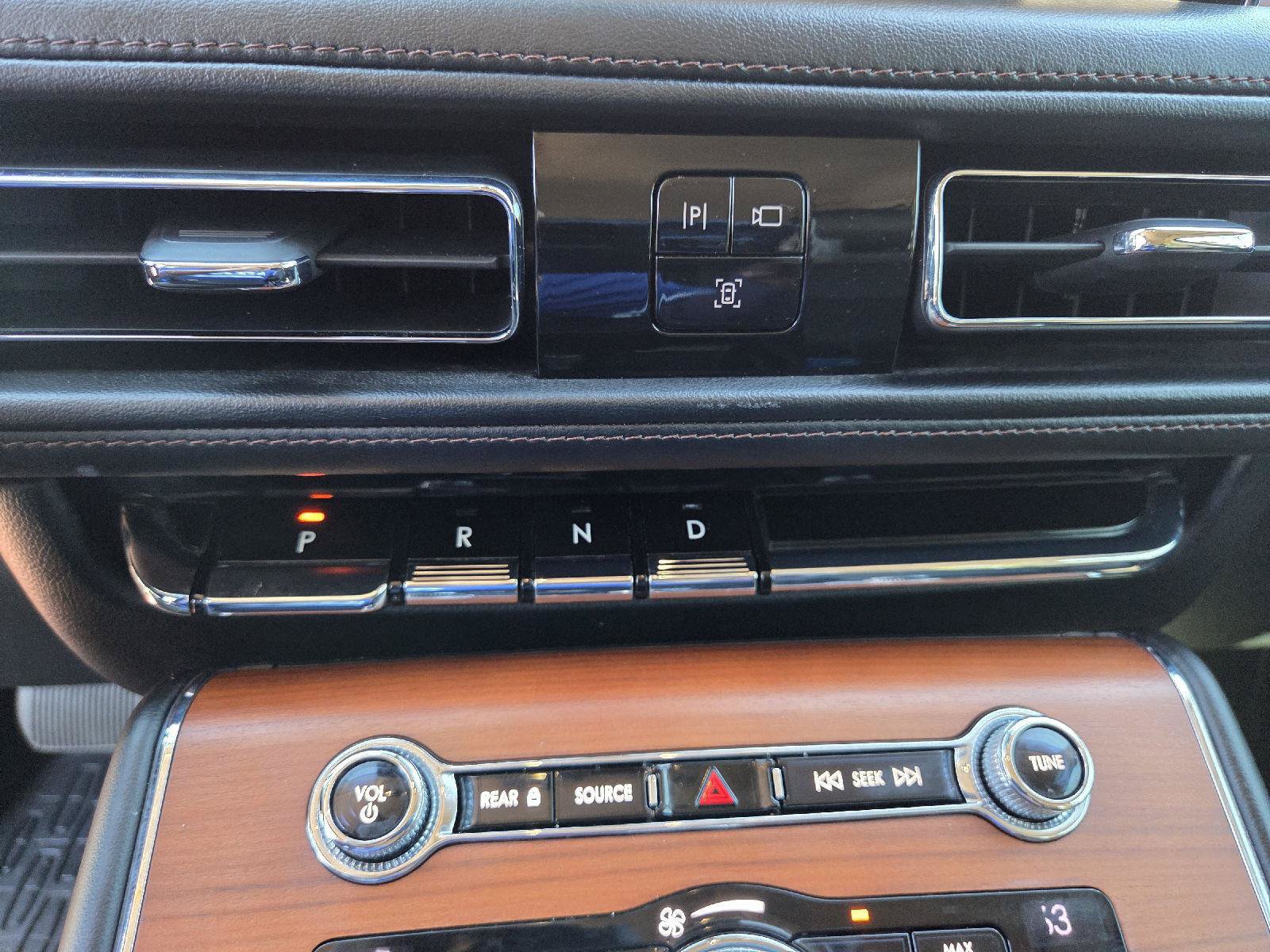 Used 2020 Lincoln Aviator Reserve w/ Elements Package Plus AWD/4WD image 20