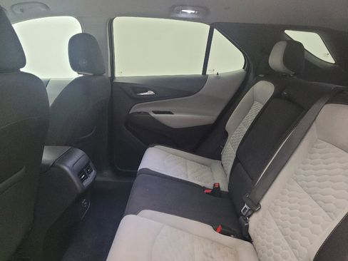 Used 2021 Chevrolet Equinox LS w/ LS Convenience Package AWD/4WD image 18