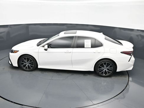 Used 2023 Toyota Camry SE w/ Convenience Package FWD image 14
