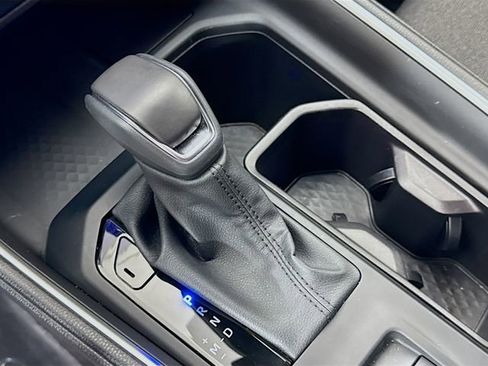 Used 2025 Toyota Grand Highlander FWD image 17