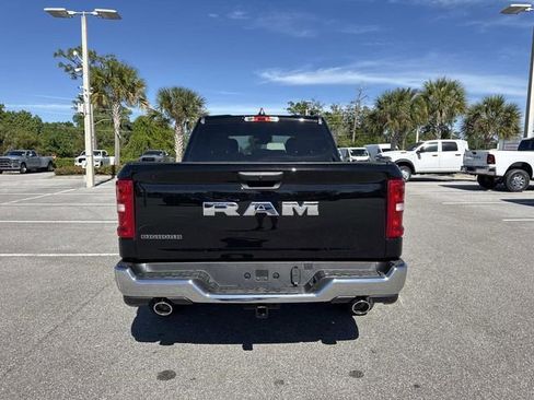 New 2026 RAM 1500 2WD Crew Cab image 4