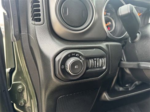 Used 2022 Jeep Wrangler Unlimited Sport image 20