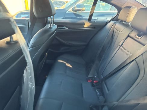 Used 2022 BMW 530i xDrive w/ Convenience Package image 10