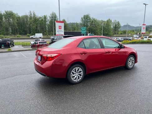 Used 2019 Toyota Corolla LE FWD image 5