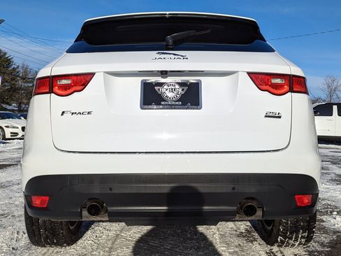 Used 2020 Jaguar F-PACE Premium image 9