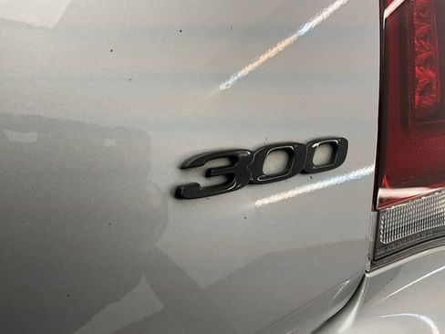 Used 2021 Chrysler 300 Touring w/ Sport Appearance Package image 25