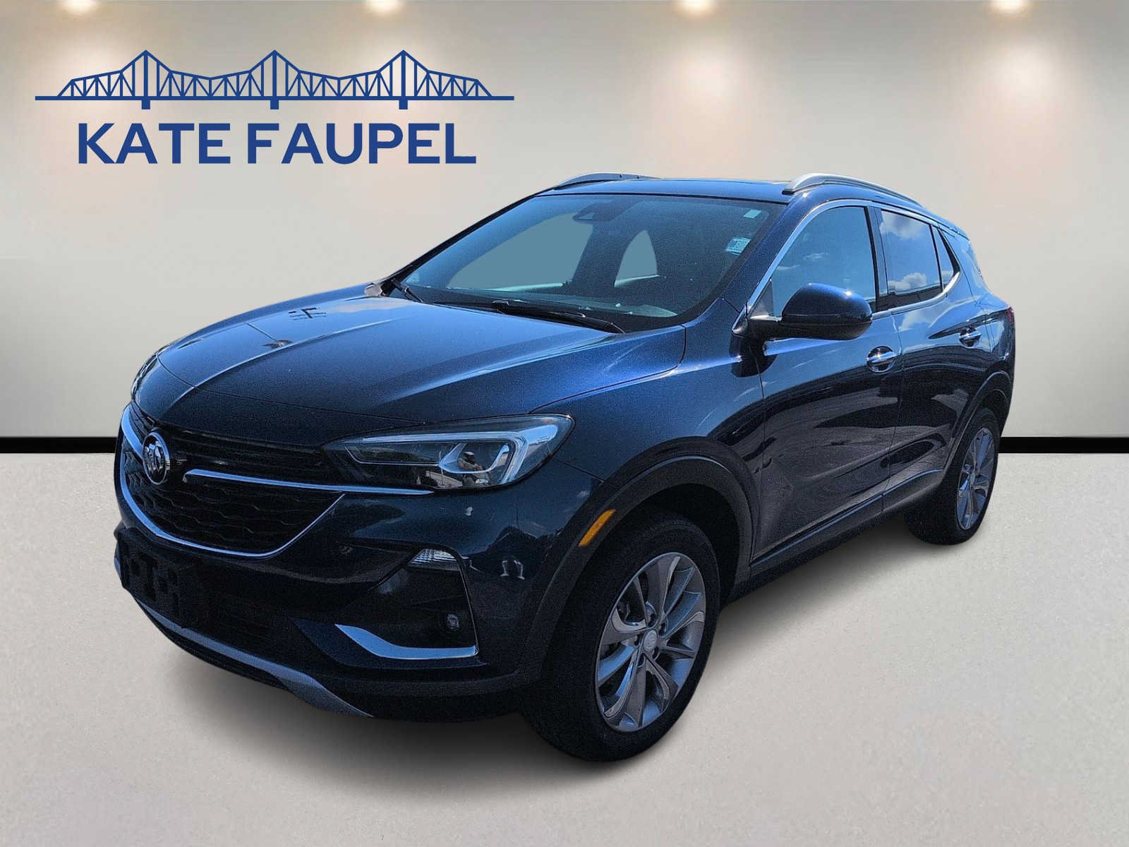 Used 2023 Buick Encore GX Essence w/ Experience Buick Package AWD/4WD image 3