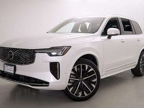 New 2026 Volvo XC90 B6 Plus w/ Protection Package AWD/4WD image 2