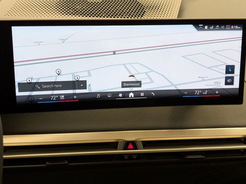 Used 2025 BMW iX xDrive50 image 23