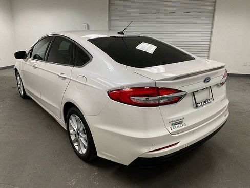 Used 2019 Ford Fusion Energi Titanium image 3