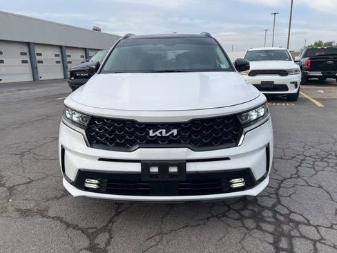 Used 2023 Kia Sorento SX AWD/4WD image 6