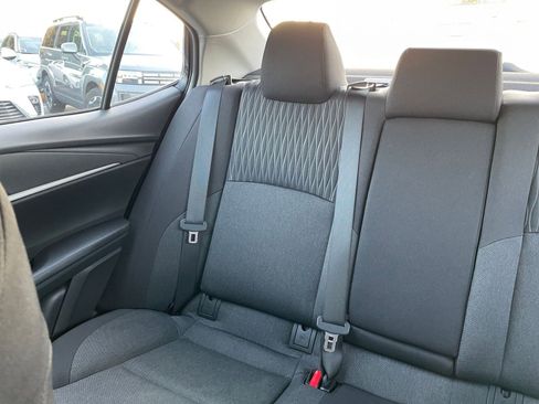 Used 2025 Toyota Camry LE image 33