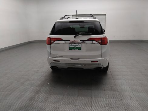 Used 2018 GMC Acadia Denali w/ Technology Package FWD image 7