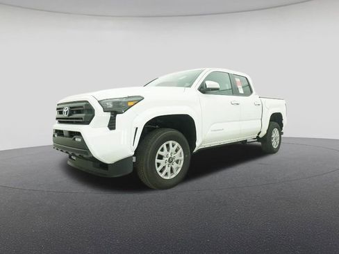 New 2025 Toyota Tacoma SR5 image 17