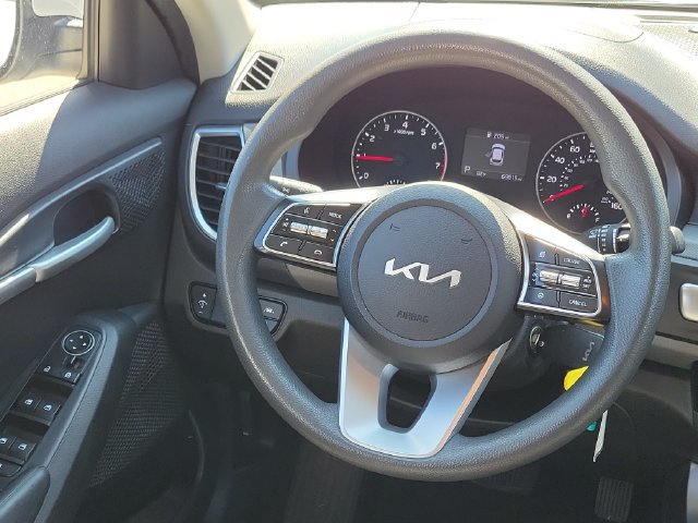 Used 2023 Kia Seltos LX AWD/4WD image 17
