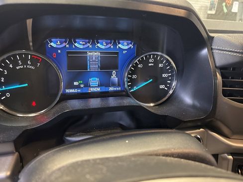 Used 2022 Ford Expedition XLT image 10