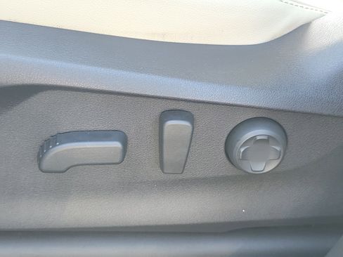 Certified 2023 Subaru Ascent Limited w/ Technology Package image 20