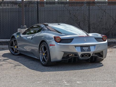 Used 2011 Ferrari 458 Italia Coupe image 33