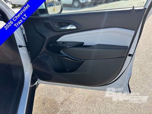 New 2026 Chevrolet Trax LT image 12