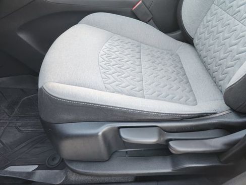 Used 2022 Chevrolet Equinox LS w/ LPO, Floor Liner Package FWD image 25