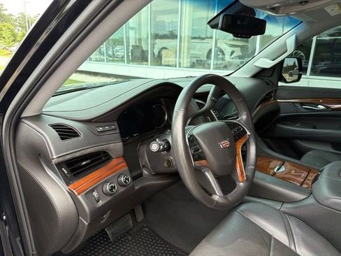 Used 2016 Cadillac Escalade Premium AWD/4WD image 13