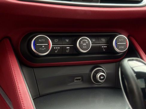 Used 2019 Alfa Romeo Stelvio Ti Sport w/ Quick Order Package 22S Sport image 13