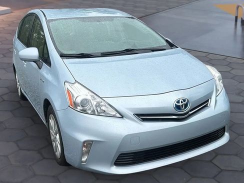 Used 2012 Toyota Prius V Two FWD image 17