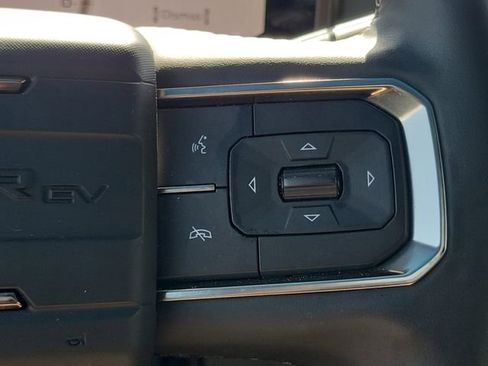 Used 2024 GMC Hummer EV 3X w/ Omega Edition AWD/4WD image 15