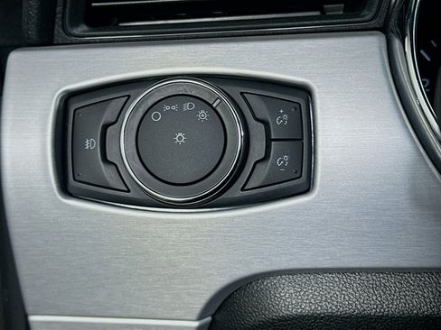 Used 2017 Ford Mustang GT Premium image 17