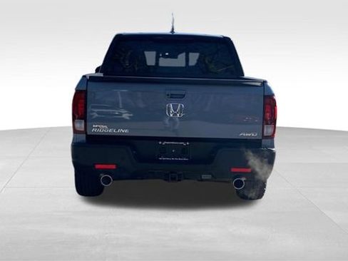 Used 2022 Honda Ridgeline Black Edition image 8