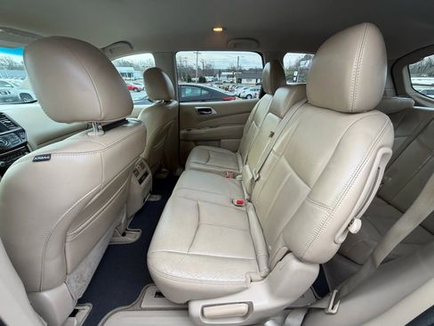 Used 2014 Nissan Pathfinder SL w/ SL Tech Package image 12