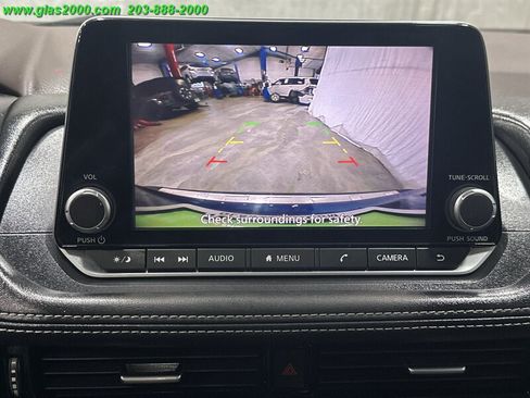 Used 2023 Nissan Rogue SV w/ SV Premium Package AWD/4WD image 11